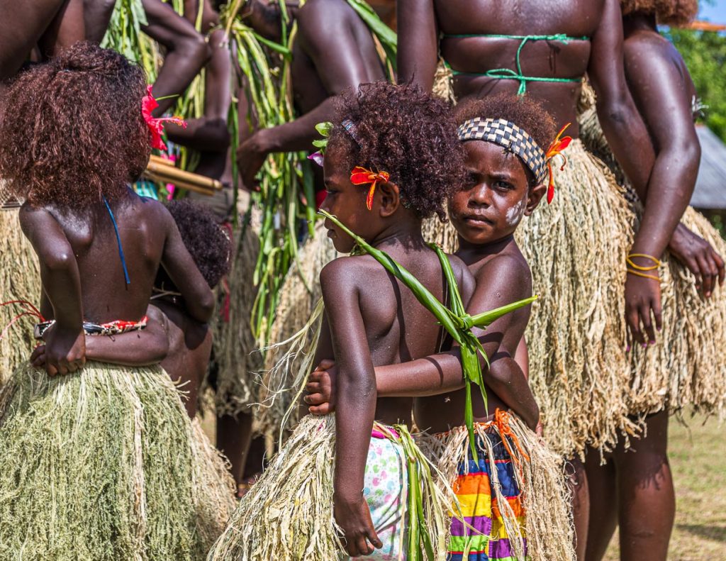 Kulturelle Identität und Zusammenhalt pflegen alle Bevölkerungsgruppen auf Bougainville / © Foto: Georg Berg