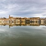 Castelnaudary hinter dem Bassin des Canal du Midi / © Foto: Georg Berg