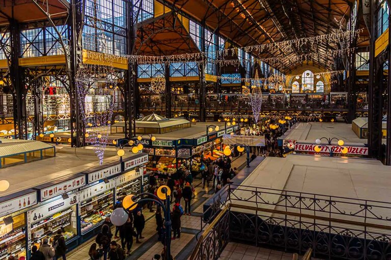 Große Markthalle im IX. Bezirk von Budapest, Ungarn / © Foto: Georg Berg