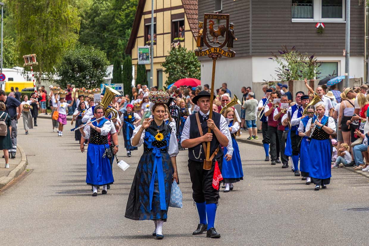 Musik- und Trachtenverein Dornhan auf dem Festzug Schäferlauf Wildberg - 300 Jahre Tradition seit 1723 / © Foto : Georg Berg