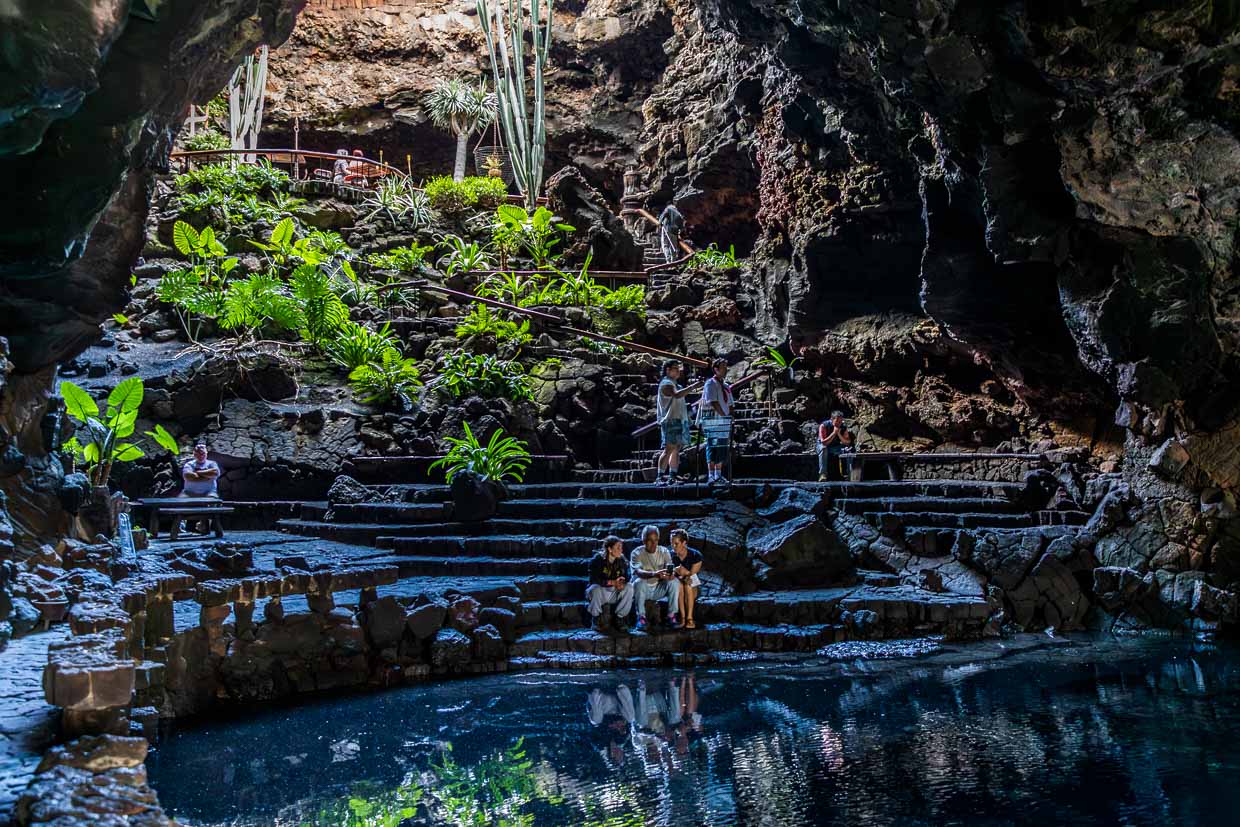 Jameos del Agua in Punta Mujeres on Lanzarote was designed by César Manroque. The lava tube extends from the surface of the earth to below the surface of the sea and contains a natural saltwater lake, which is fed by seeping seawater / © Photo: Georg Berg