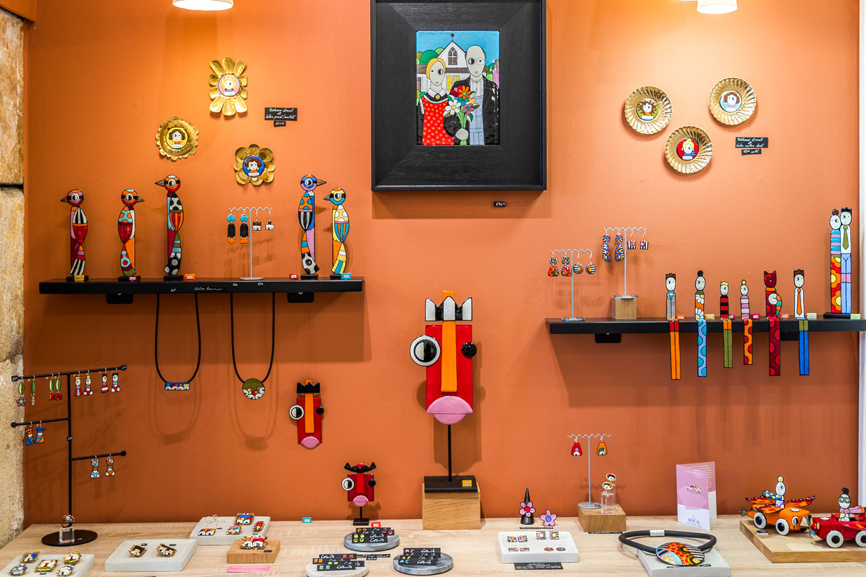 Modern enamel art in the boutique 